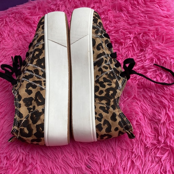 Jellypop Los Angeles Newstar platform sneakers with leopard spots size 9 NWT - Picture 7 of 9
